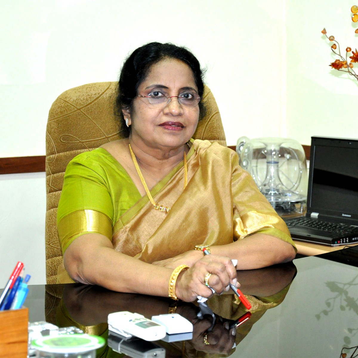  Dr. (Mrs.) Elizabeth Verghese